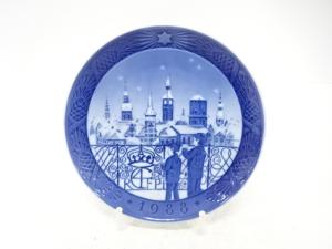 ROYAL COPENHAGEN　ロイヤルコペンハーゲン　「コペンハーゲンのクリスマスイブ」　イヤープレート(1988)　洋食器